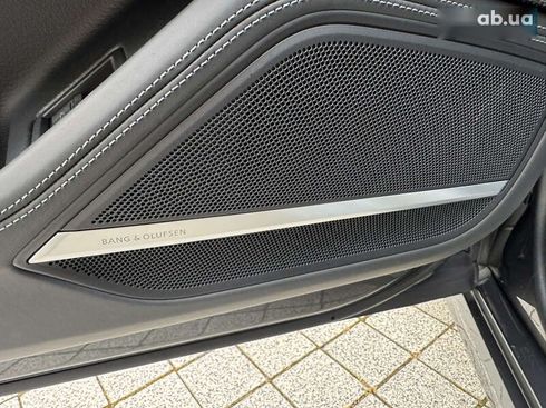 Audi S8 2024 - фото 19