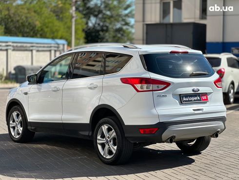 Ford Kuga 2013 белый - фото 20
