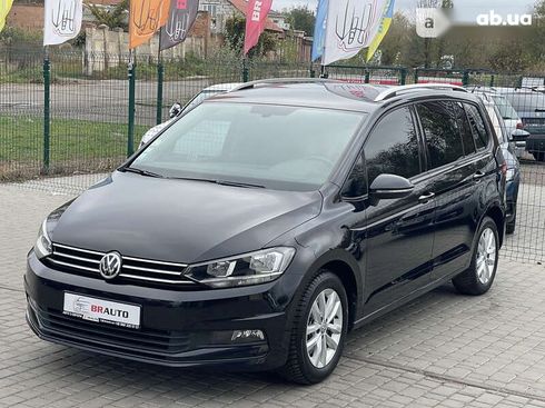 Volkswagen Touran 2017 - фото 2