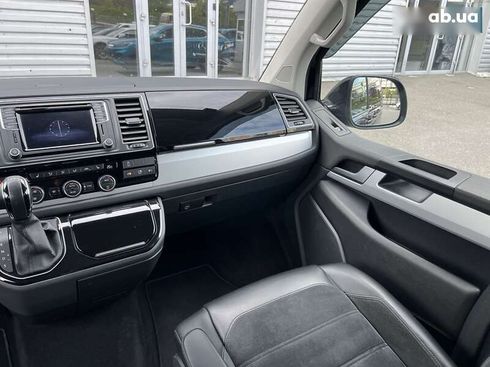 Volkswagen Multivan 2015 - фото 12