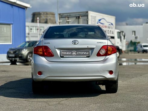 Toyota Corolla 2008 серый - фото 6