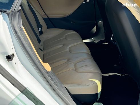 Tesla Model S 2013 белый - фото 26