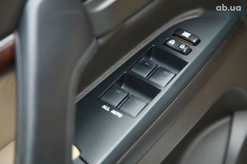 Toyota Land Cruiser 2010 - фото 24