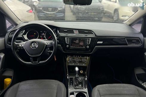 Volkswagen Touran 2015 - фото 10