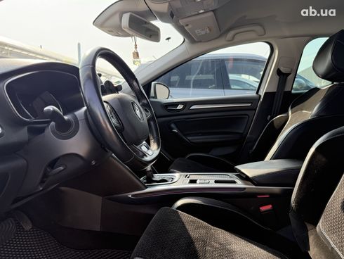 Renault Megane 2017 серый - фото 7