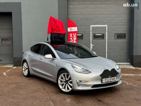 Tesla Model 3 2018 - фото 2