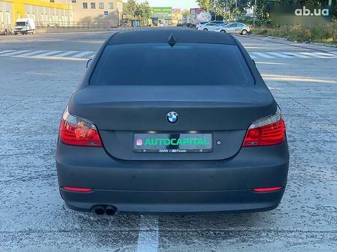 BMW 5 серия 2004 - фото 8
