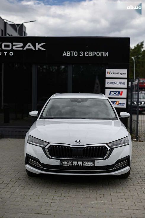 Skoda Octavia 2021 - фото 5