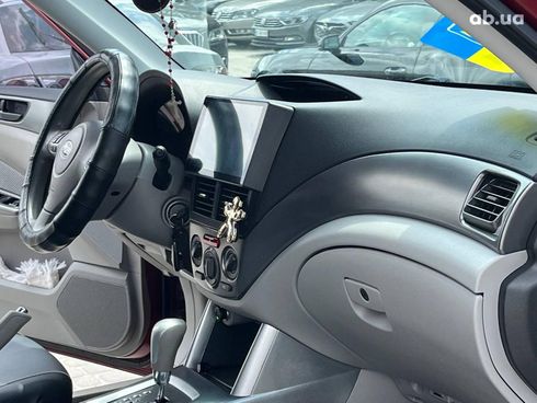 Subaru Forester 2012 красный - фото 32