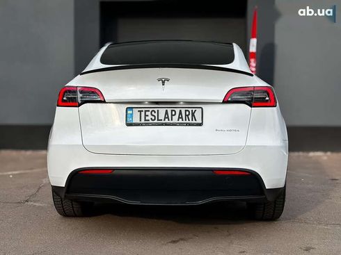 Tesla Model Y 2022 - фото 8