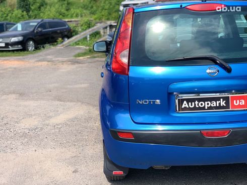 Nissan Note 2006 синий - фото 22