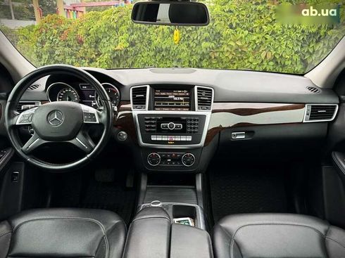 Mercedes-Benz M-Класс 2012 - фото 15
