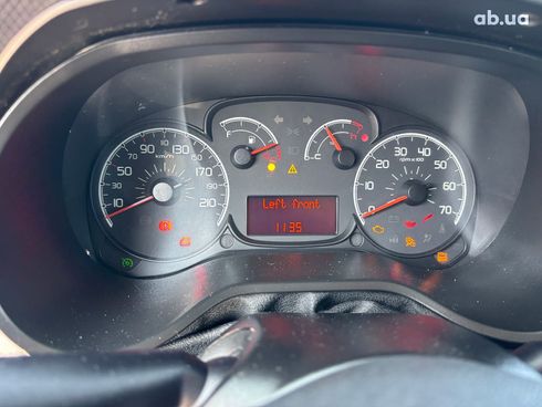 Fiat Doblo 2011 белый - фото 20