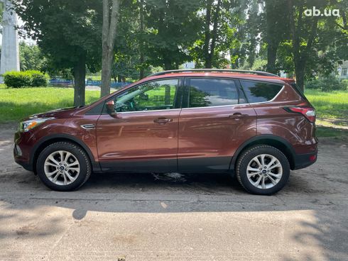 Ford Escape 2017 коричневый - фото 16