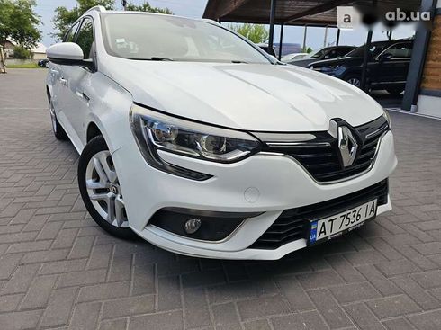 Renault Megane 2019 - фото 26