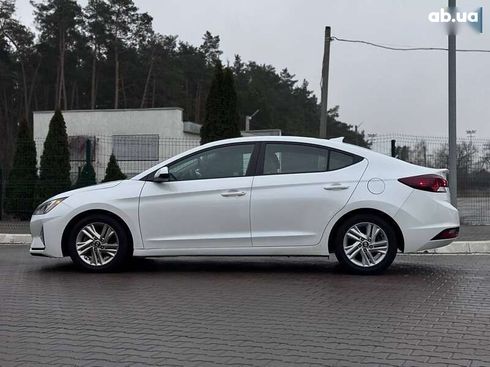 Hyundai Elantra 2019 - фото 5