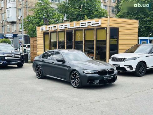 BMW M5 2023 - фото 8