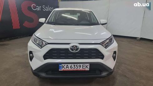 Toyota RAV4 2021 - фото 2