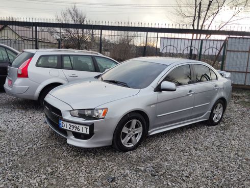 Mitsubishi Lancer 2008 серебристый - фото 4