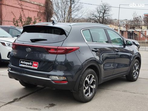 Kia Sportage 2021 серый - фото 10