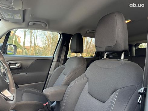 Jeep Renegade 2020 зеленый - фото 17