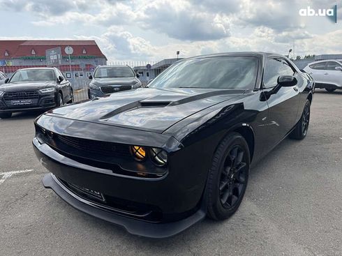 Dodge Challenger 2017 - фото 2