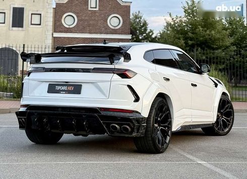 Lamborghini Urus 2022 - фото 27