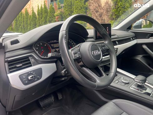 Audi A4 2017 серый - фото 10