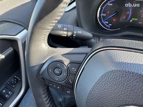 Toyota RAV4 2021 - фото 22