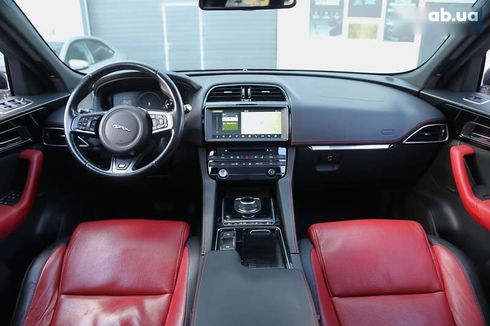 Jaguar F-Pace 2016 - фото 16