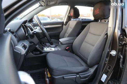 Kia Sorento 2010 - фото 7