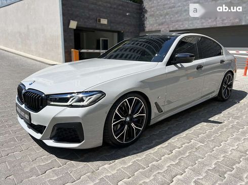 BMW 5 серия 2020 - фото 9