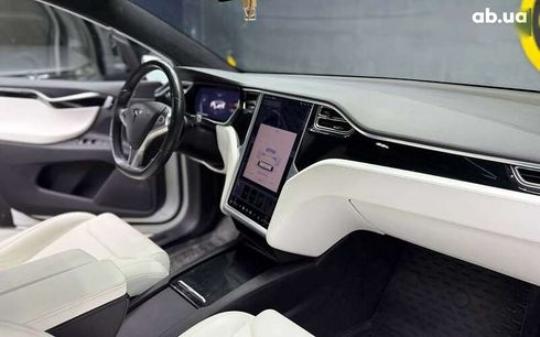 Tesla Model X 2017 - фото 23