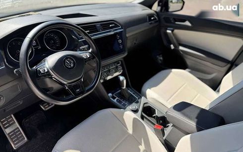 Volkswagen Tiguan 2021 - фото 8