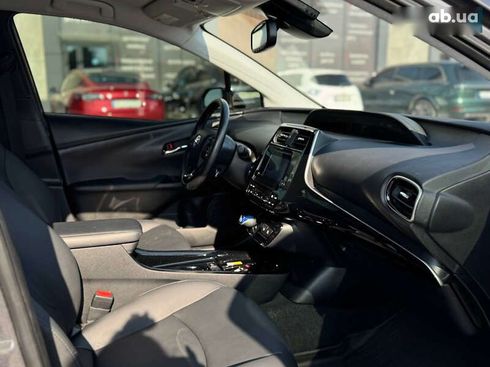 Toyota Prius 2020 - фото 23