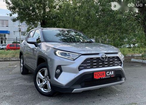 Toyota RAV4 2019 - фото 16