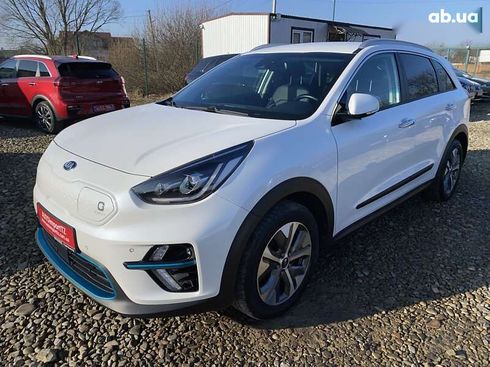 Kia Niro 2019 - фото 18