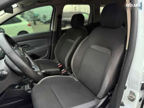 Renault Duster 2020 - фото 8