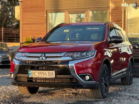 Mitsubishi Outlander 2018 - фото 3