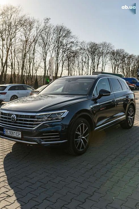 Volkswagen Touareg 2018 - фото 3