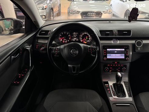 Volkswagen Passat 2011 черный - фото 11