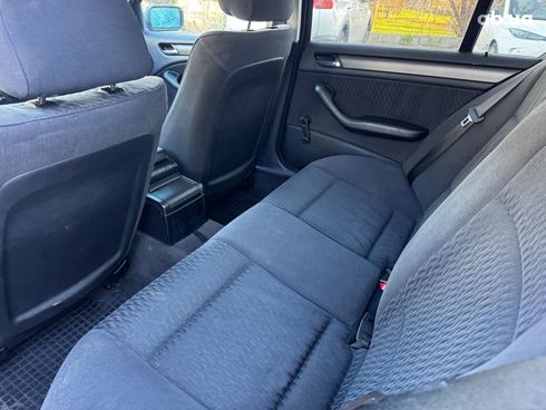 BMW 3 серия 2000 зеленый - фото 24