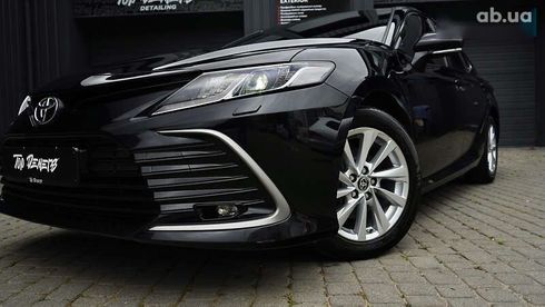Toyota Camry 2023 - фото 12