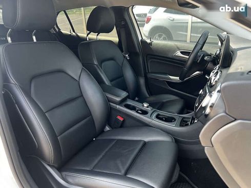 Mercedes-Benz GLA-Класс 2018 - фото 11