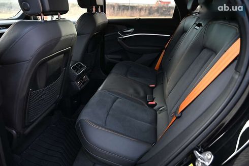 Audi E-Tron 2022 - фото 6