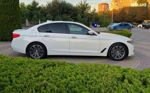 BMW 5 серия 2017 - фото 8