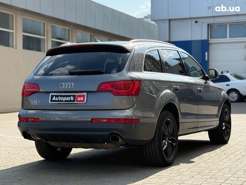 Audi Q7 2013 серый - фото 7