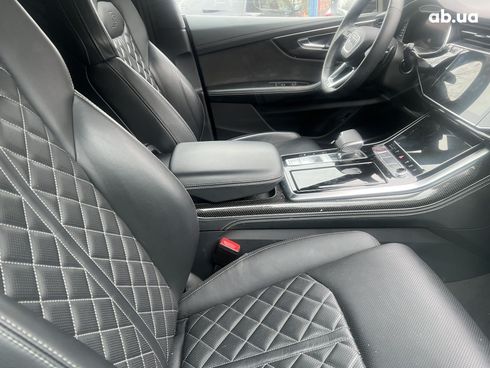Audi SQ8 2021 - фото 39