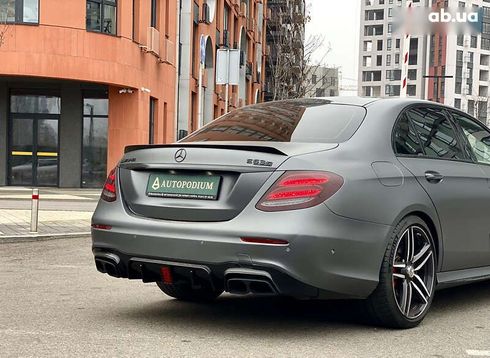 Mercedes-Benz E-Класс 2018 - фото 5