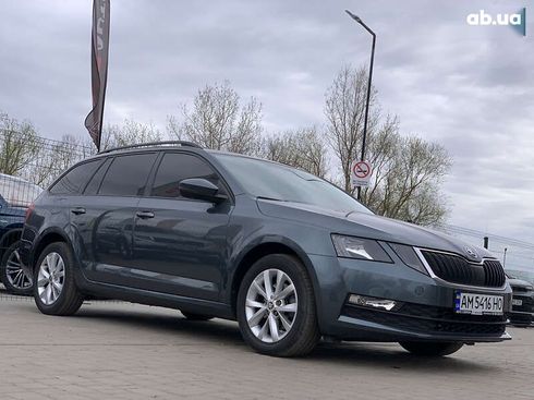 Skoda Octavia 2019 - фото 6